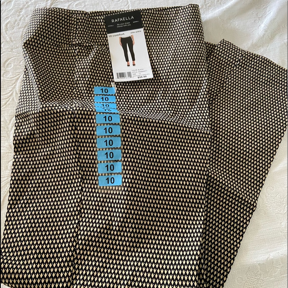 Rafaella 10 ladies slimming pants inseam 26”